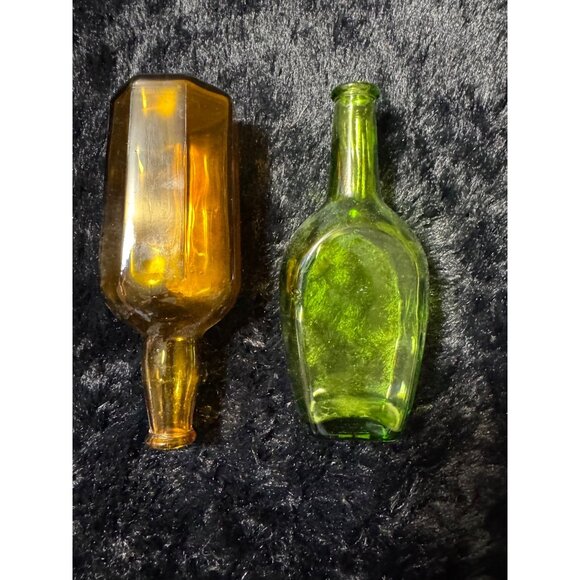 Vintage Japanese Amber & Green Glass Bottles Set Of 2 Decorative Collectibles - Picture 6 of 8